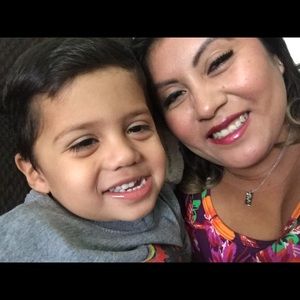 Meet your Posher, Rosario